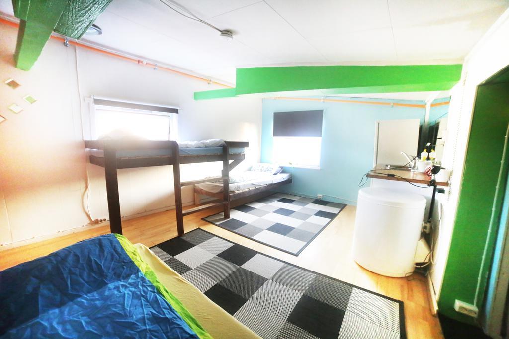 Tromso Activities Hostel Екстер'єр фото