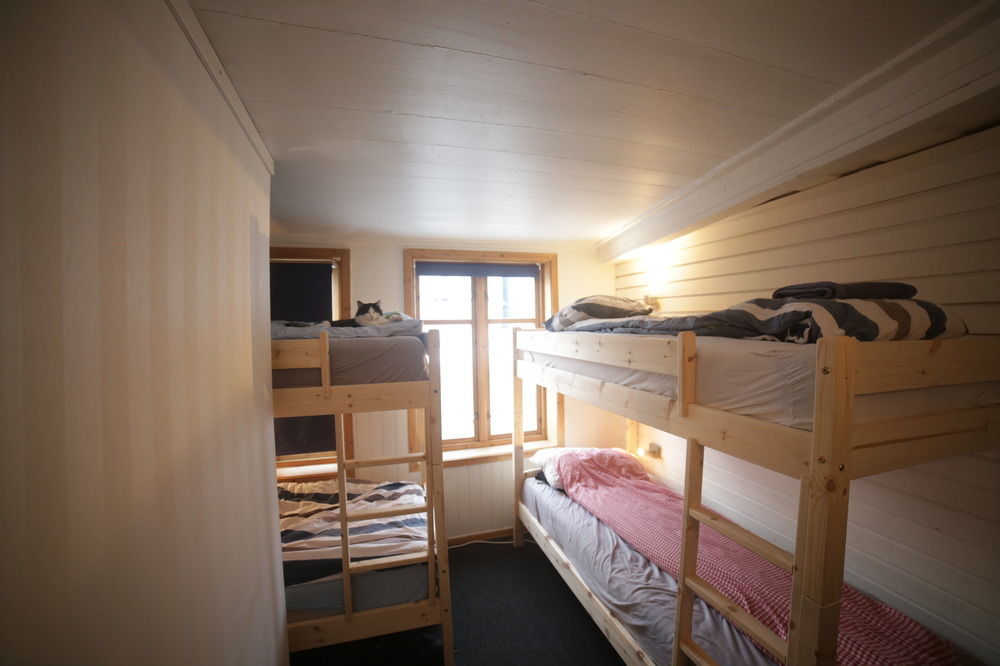 Tromso Activities Hostel Екстер'єр фото